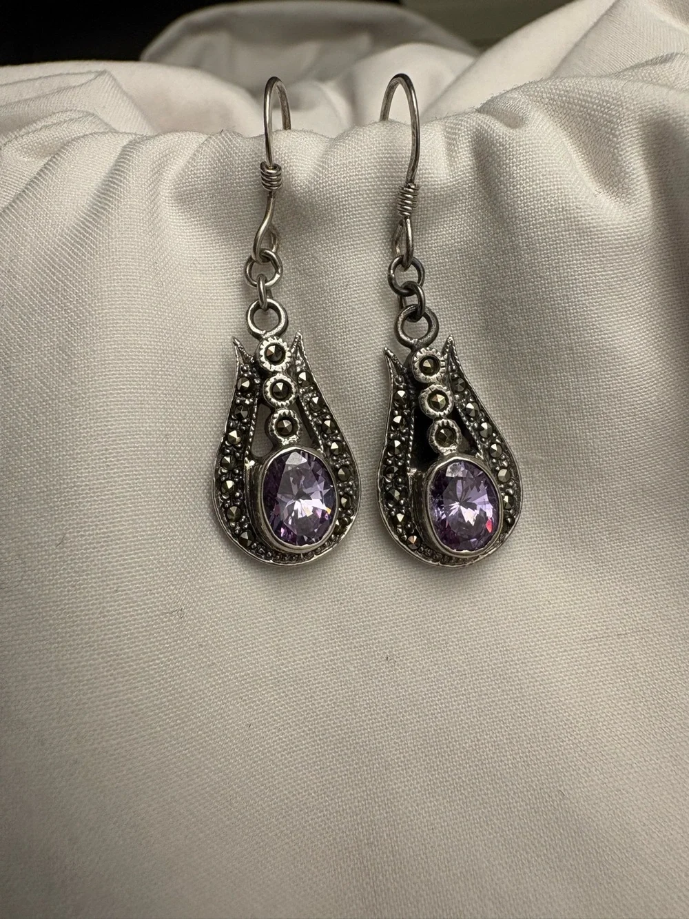 Vintage 925 Sterling Silver Purple CZ Marcasite Style Teardrop Dangle Earrings